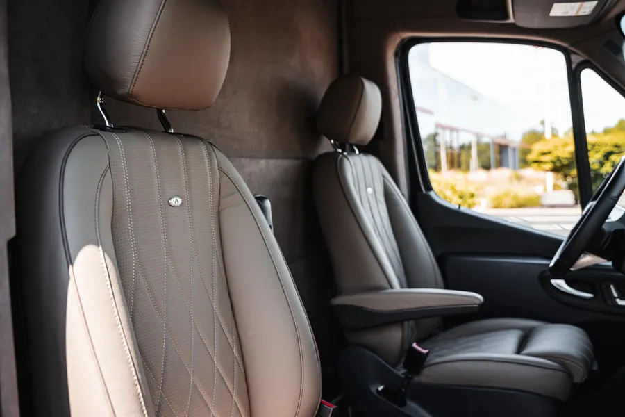 2025 Mercedes-Benz Sprinter RWD