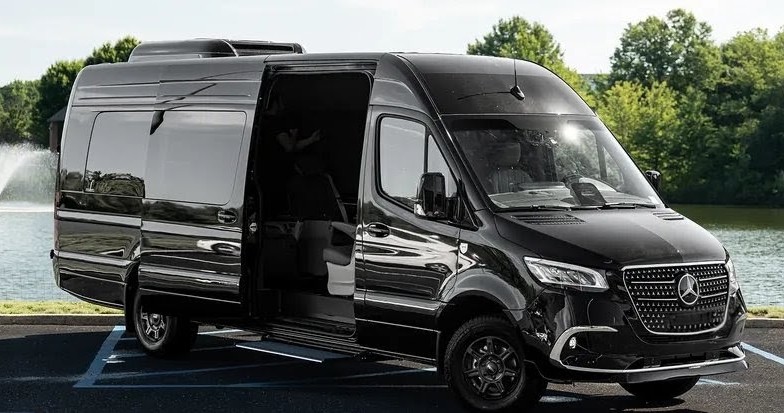 2025 Mercedes-Benz Sprinter RWD