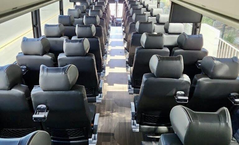 2020 Prevost H3-45