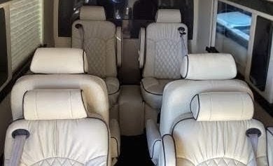 2019 Mercedes-Benz Executive Sprinter – Premium 10-Passenger Van
