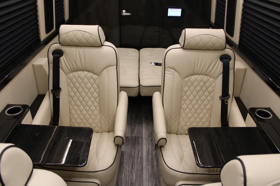 2024 Mercedes-Benz Sprinter RWD