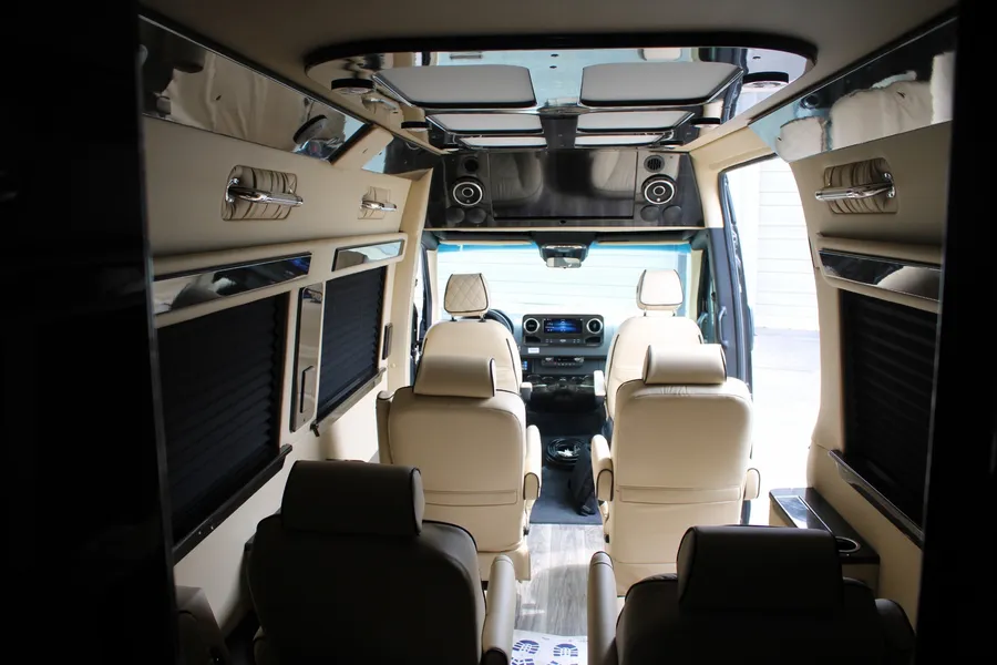 2024 Mercedes-Benz Sprinter RWD