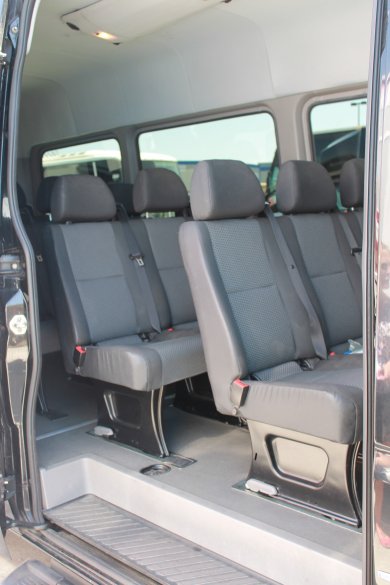2010 Mercedes-Benz Sprinter 2500 – Reliable Diesel Passenger Van