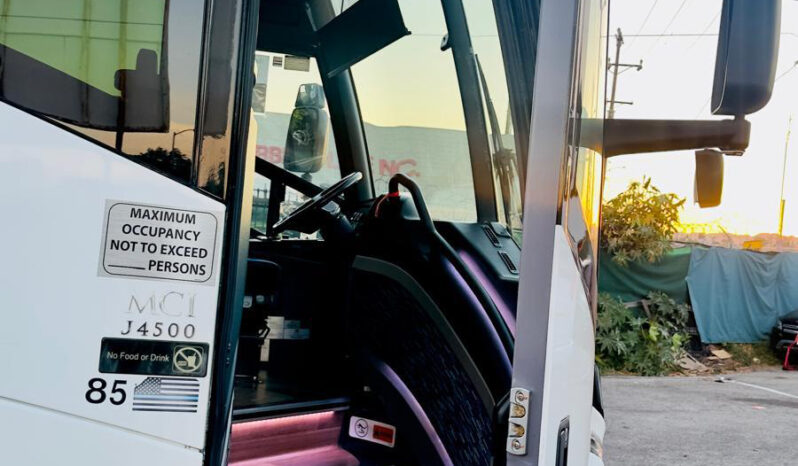 2019 MCI J4500 -Charter Bus