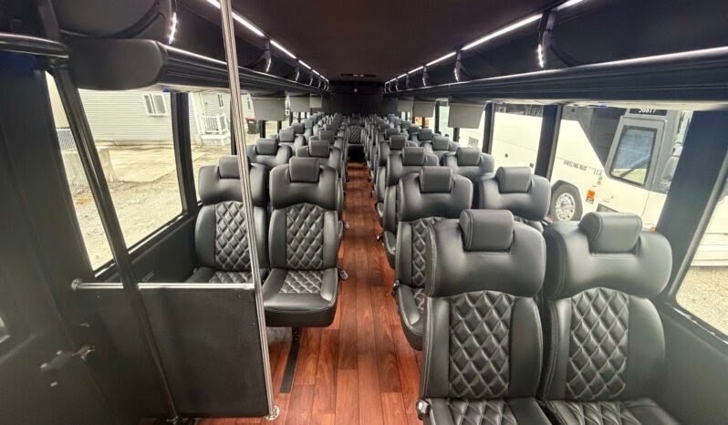 2014 Freightliner M2 -Mini Bus