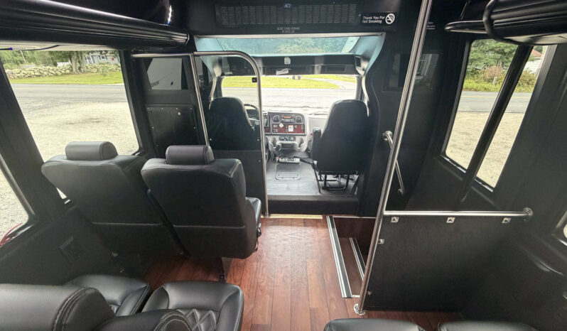 2014 Freightliner M2 -Mini Bus