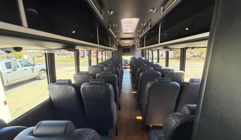 2012 M2 Freightliner Shuttle Bus