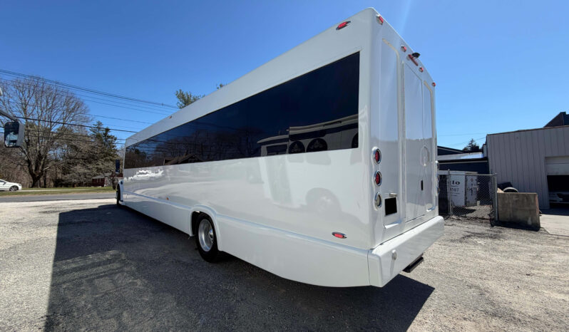 2012 M2 Freightliner Shuttle Bus