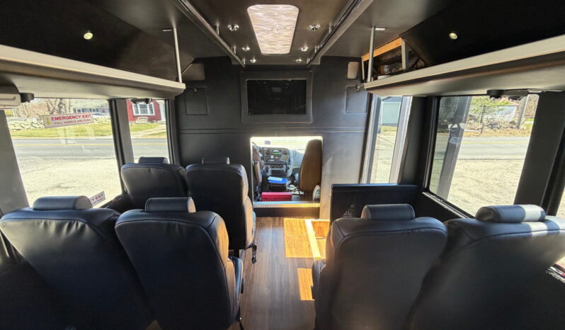 2012 M2 Freightliner Shuttle Bus