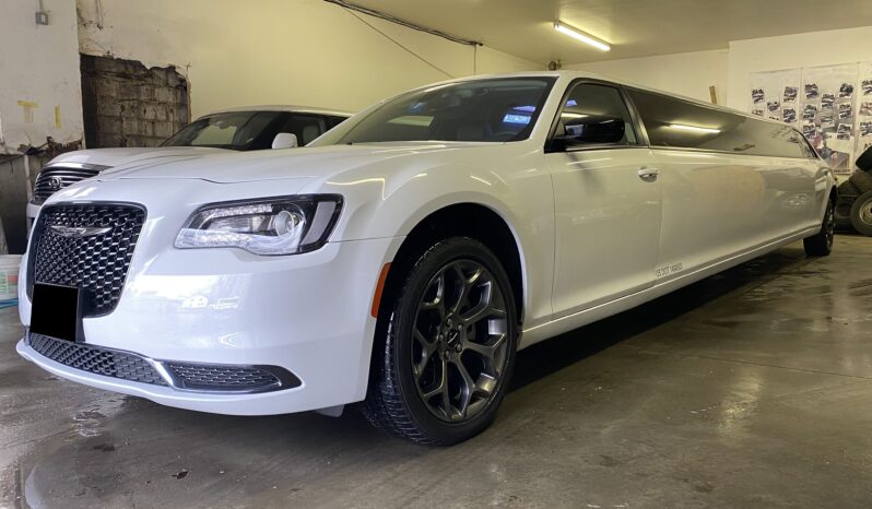 2018 Moonlight Chrysler 300