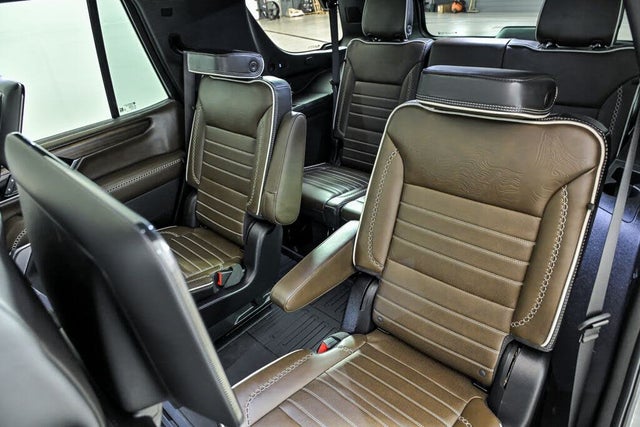2025 GMC Yukon Denali Ultimate 4WD – Premium Luxury SUV