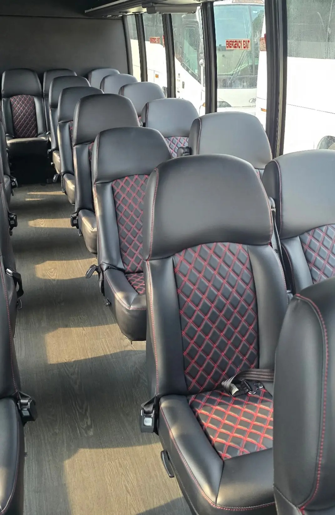2016 Ford F-550 Grech GM33 – 27-Passenger Diesel Shuttle Bus