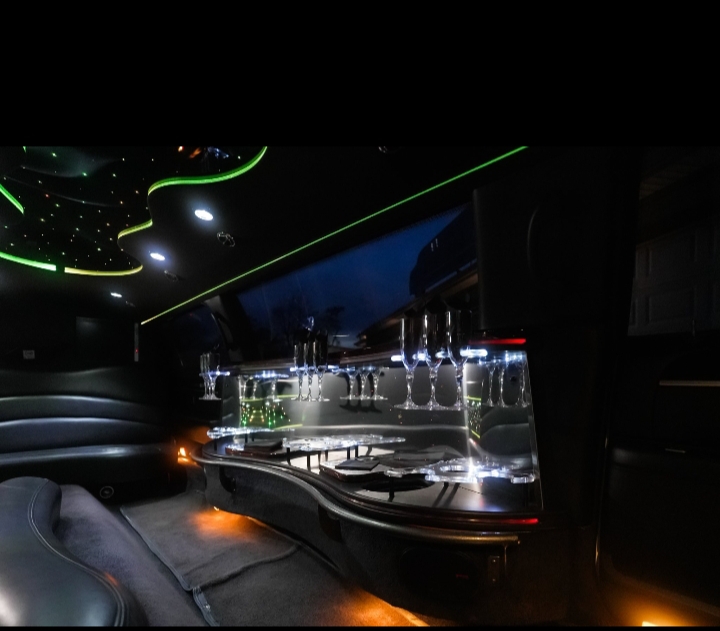 2007 Lincoln Town Car Limousine