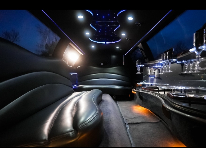 2007 Lincoln Town Car Limousine