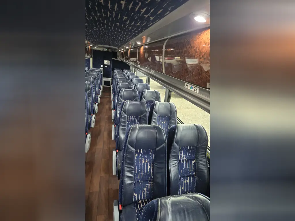 Used 2014 MCI J4500 Bus