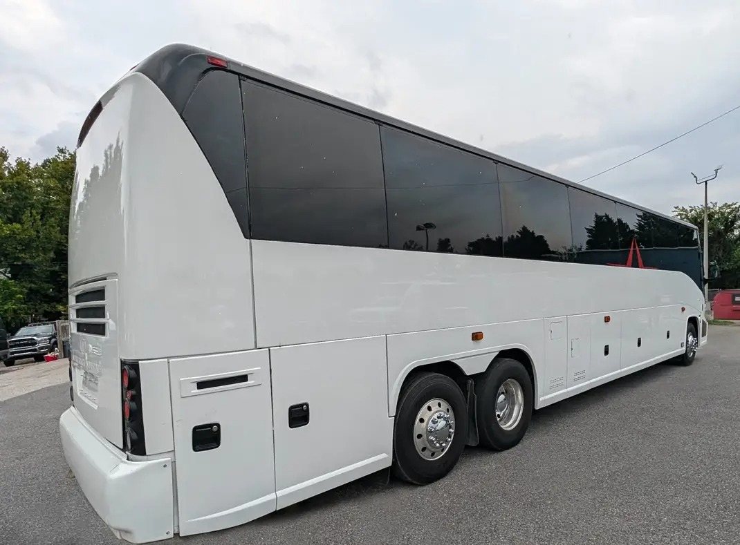 Well-Maintained 2006 MCI J4500 56-Passenger Bus