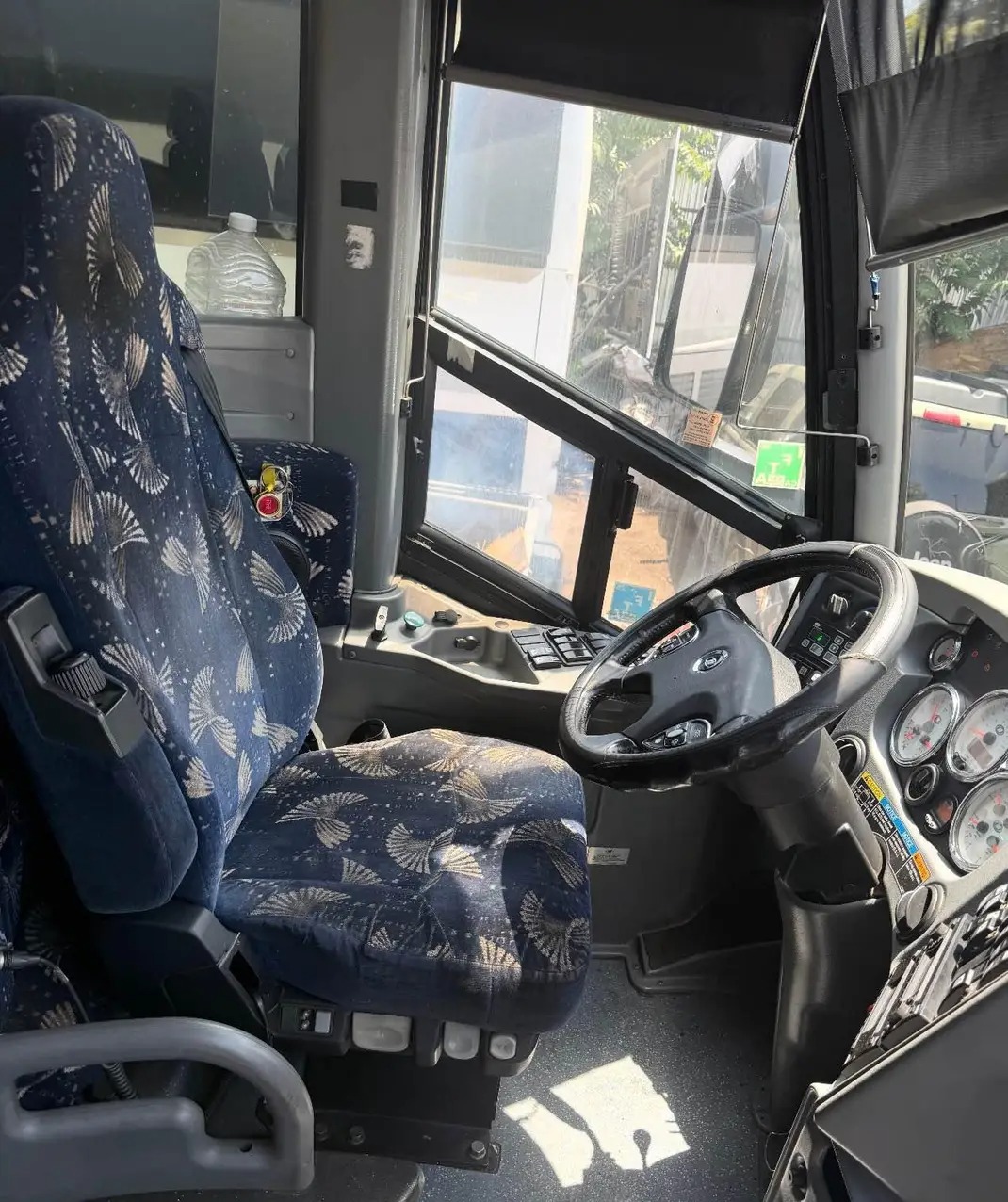 2013 MCI J4500 Motorcoach – Well-Equipped Diesel Coach