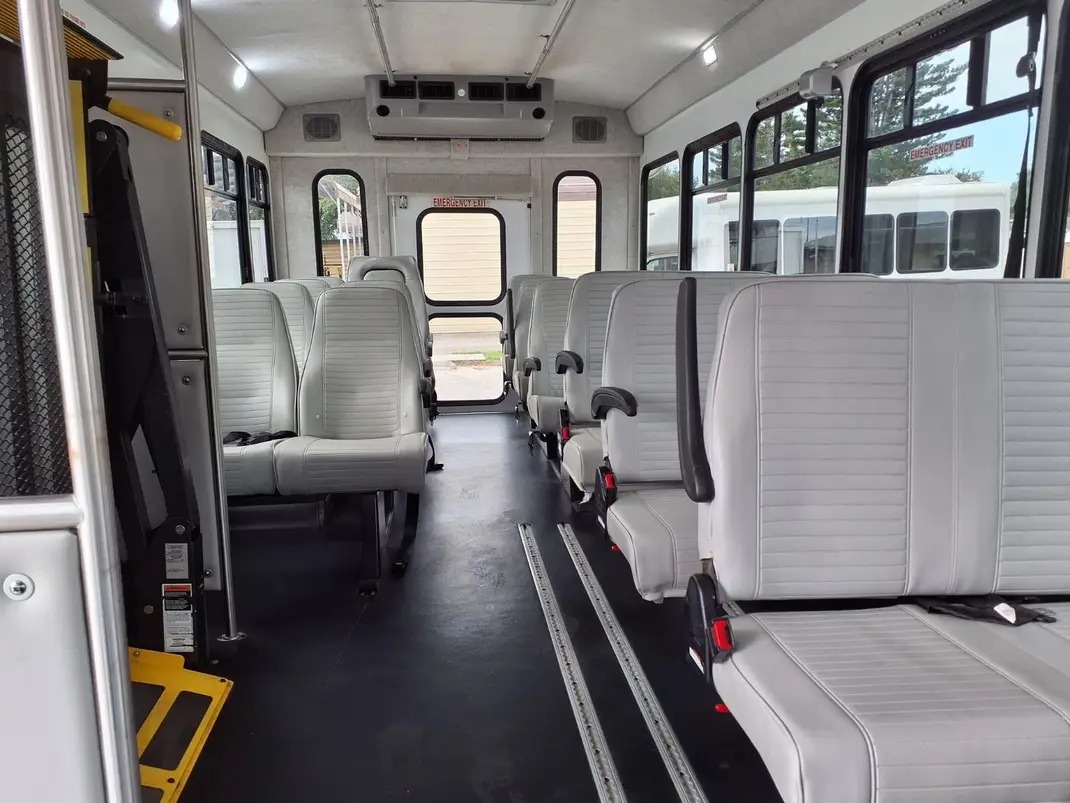 Well-Maintained 2019 Ford E-450 21-Passenger Shuttle Bus