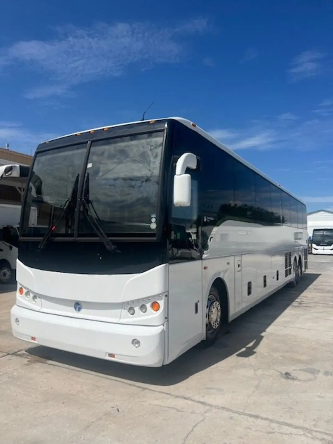 2015 Temsa TS45 56-Passenger Coach with Cummins Engine