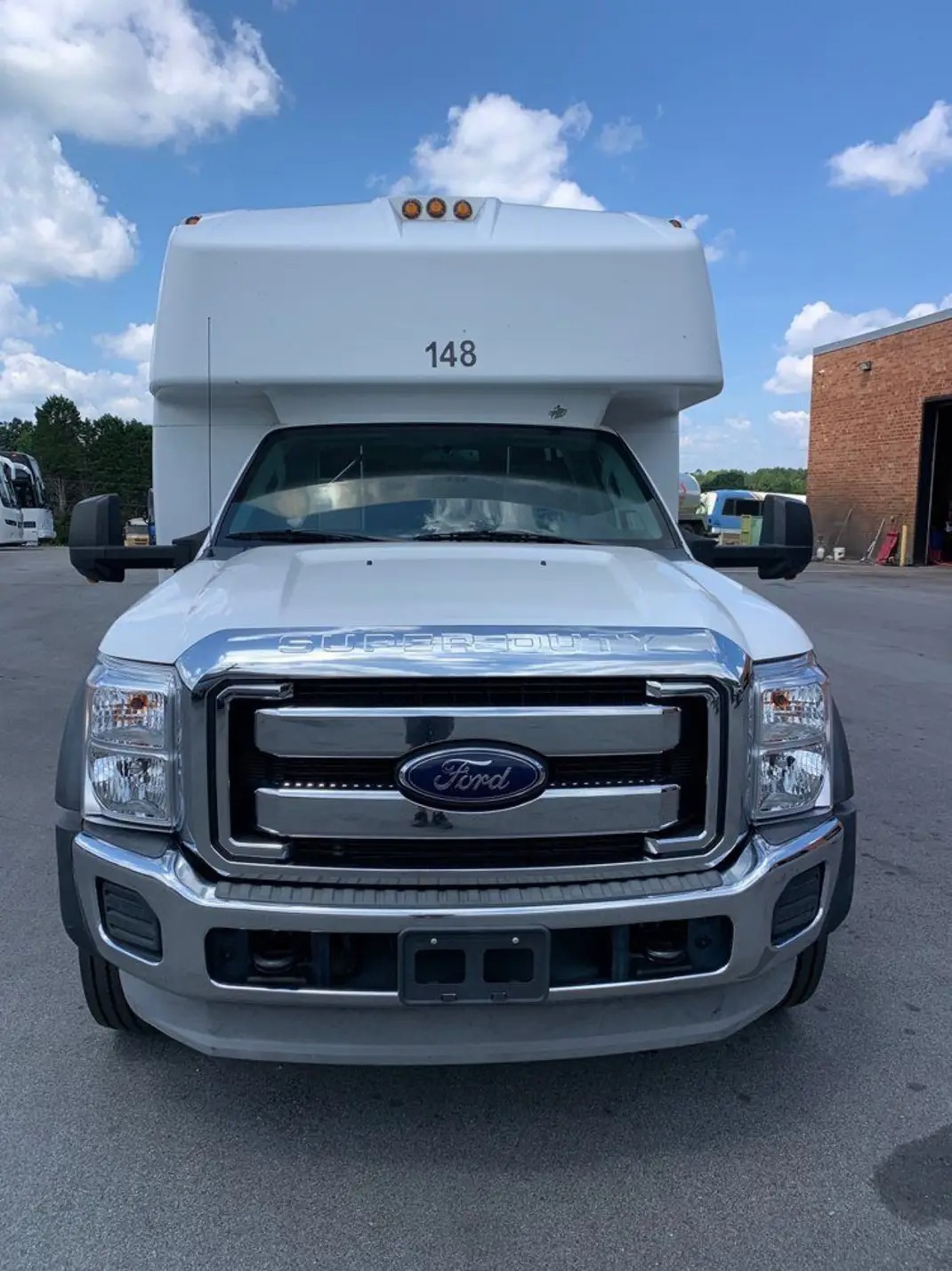 2014 Ford F-550 Odyssey XL – Well-Equipped 25 Passenger Bus