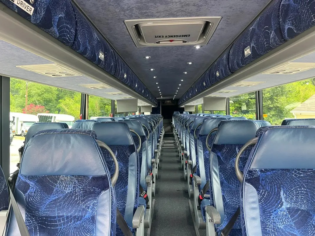 2015 Van Hool CX45 – Reliable 56-Passenger Diesel Coach