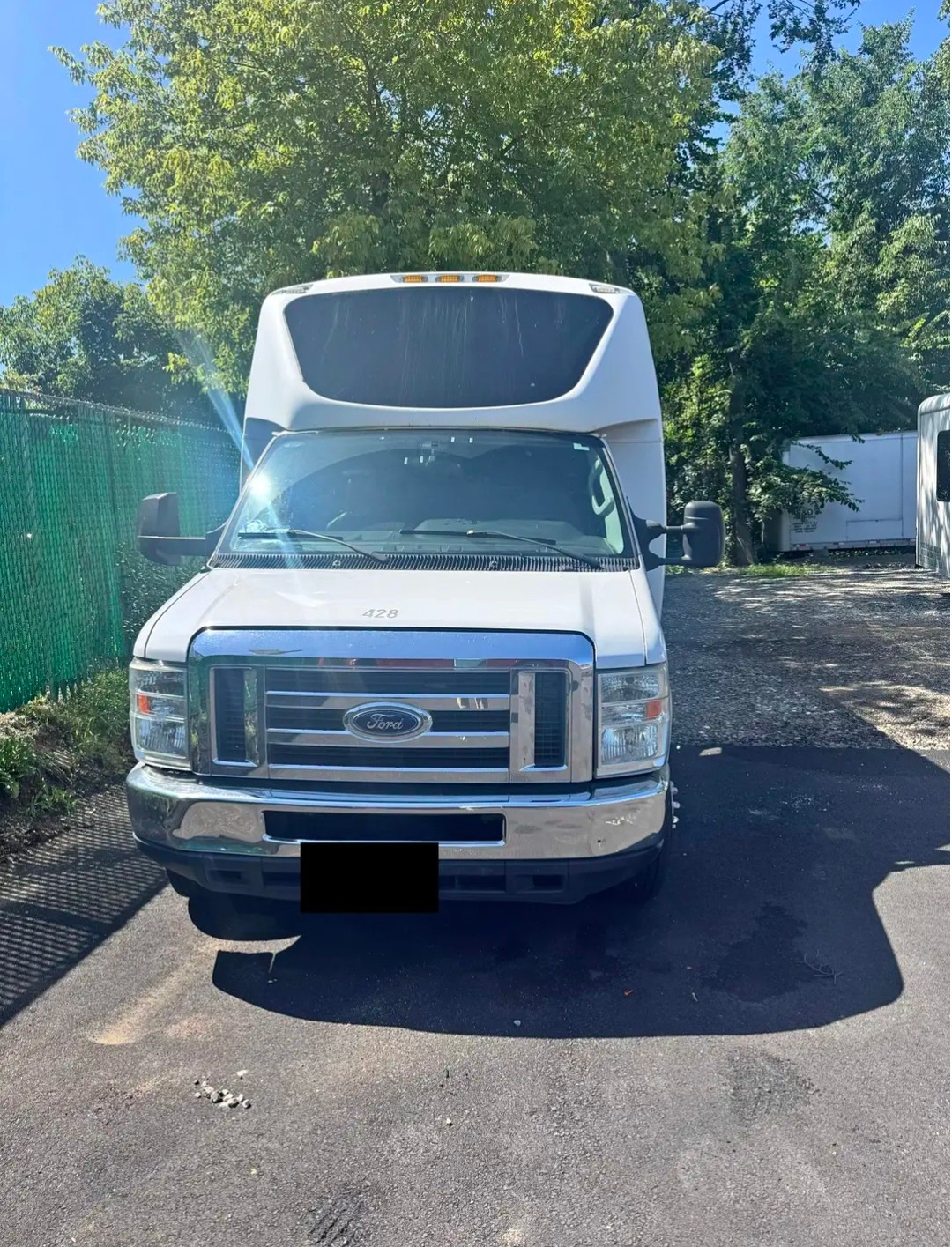 Reliable 24-Passenger 2017 Ford E-450 Shuttle Bus