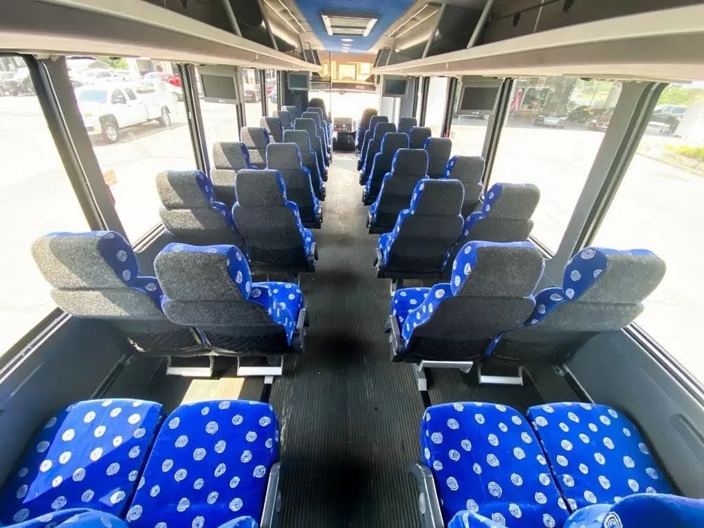 2009 International HC Series Bus
