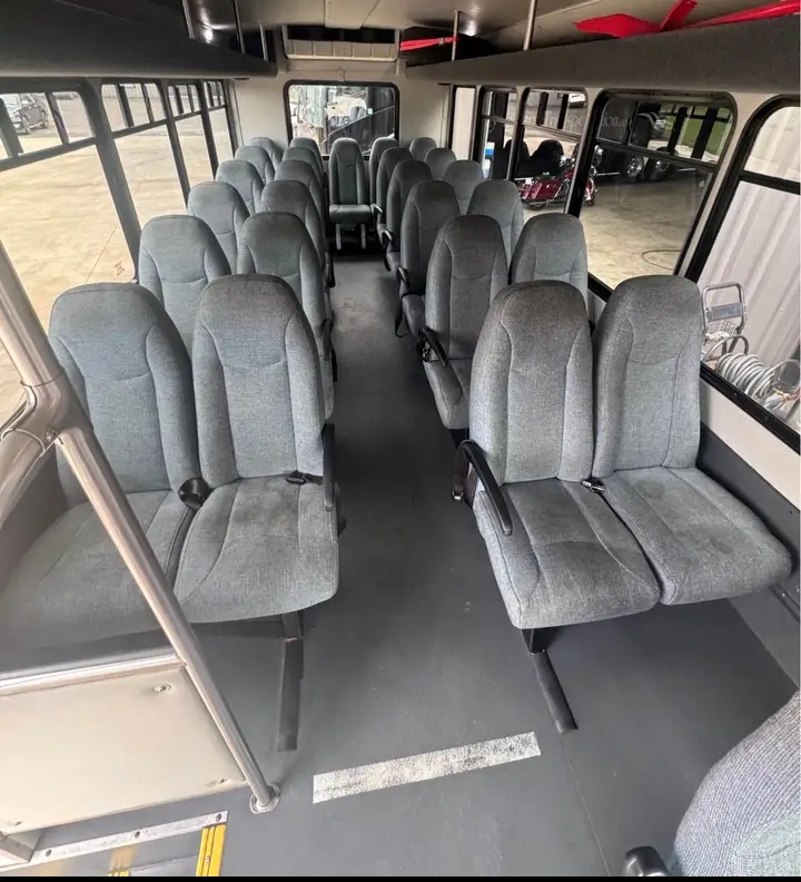 2018 Ford E-450 Shuttle Bus