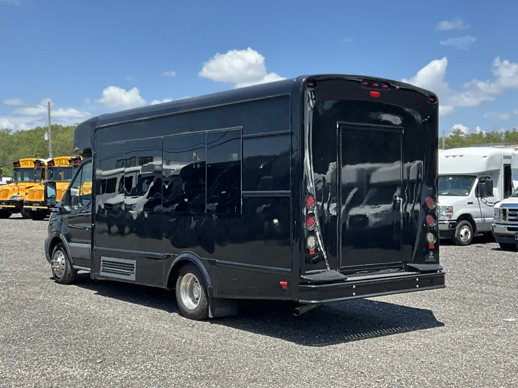 2020 Ford Transit Passenger Van – Glaval Commute