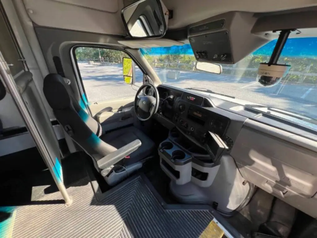 2019 Ford Econoline Shuttle Bus