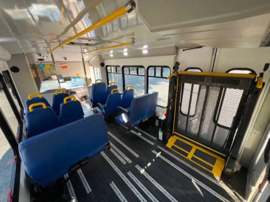 2019 Ford Econoline Shuttle Bus