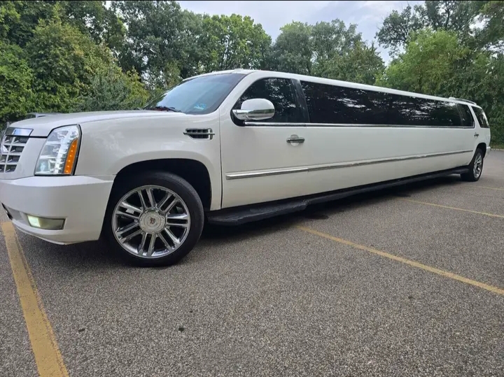 2008 Cadillac Escalade Limousine