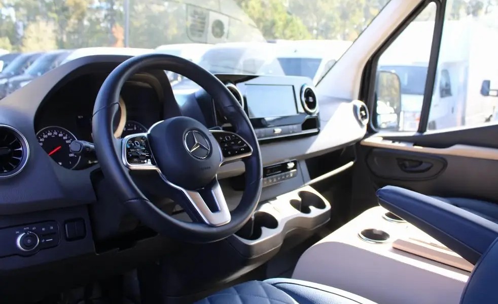 2022 Mercedes-Benz Sprinter 2500 FARI VIP Design – Magnum Opus Edition