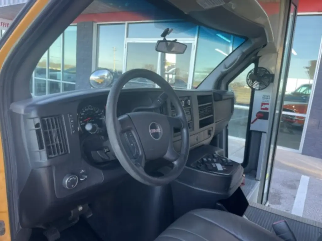 Used 2011 GMC Savana 4500