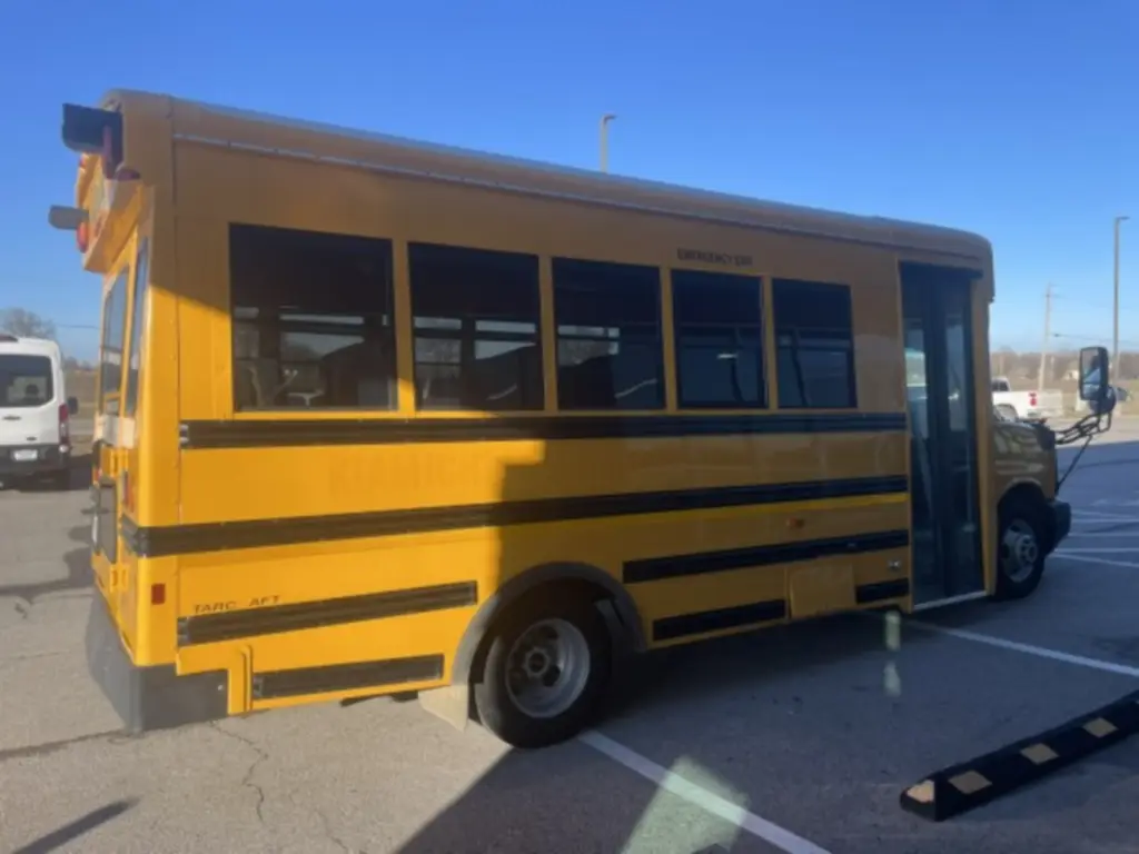 Used 2011 GMC Savana 4500