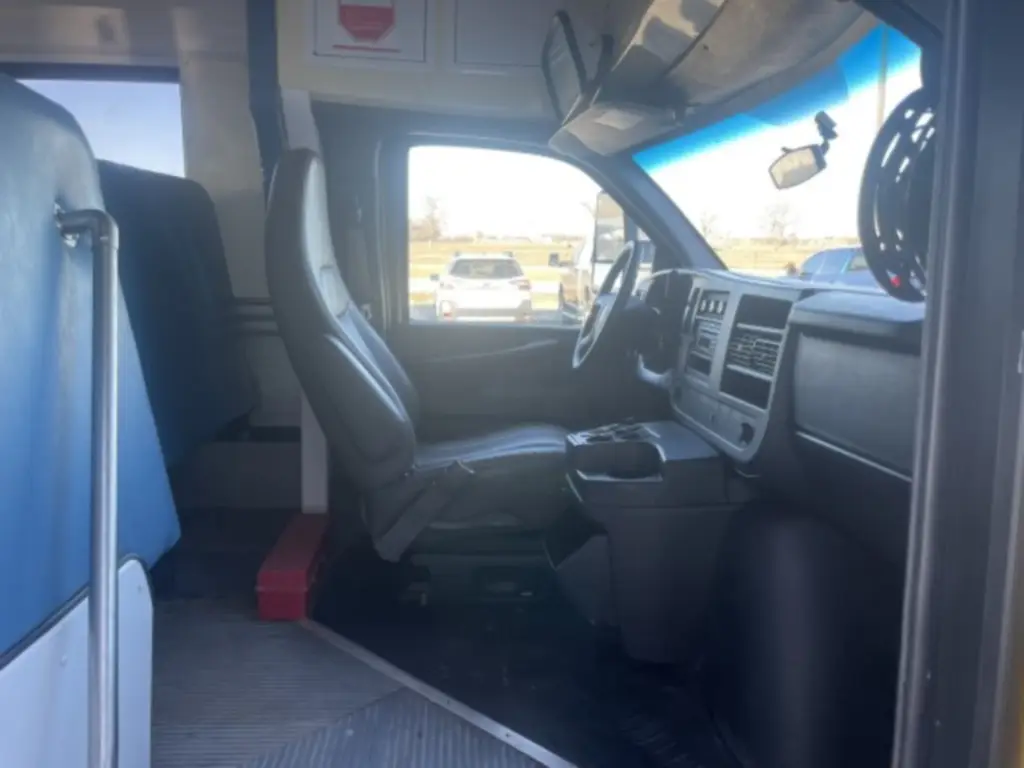 Used 2011 GMC Savana 4500