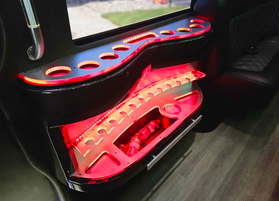 2020 Mercedes-Benz Sprinter 3500 15-Passenger Limo Van