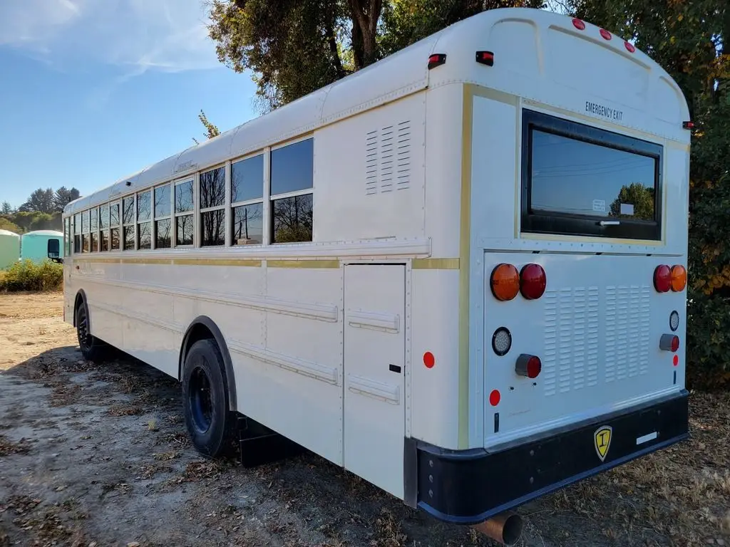 2012 IC Bus PC305
