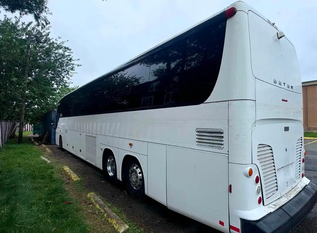 2012 Setra S407 Motorcoach with Detroit Diesel Engine