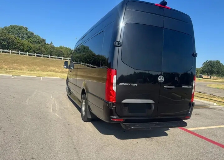2023 Mercedes Benz Sprinter