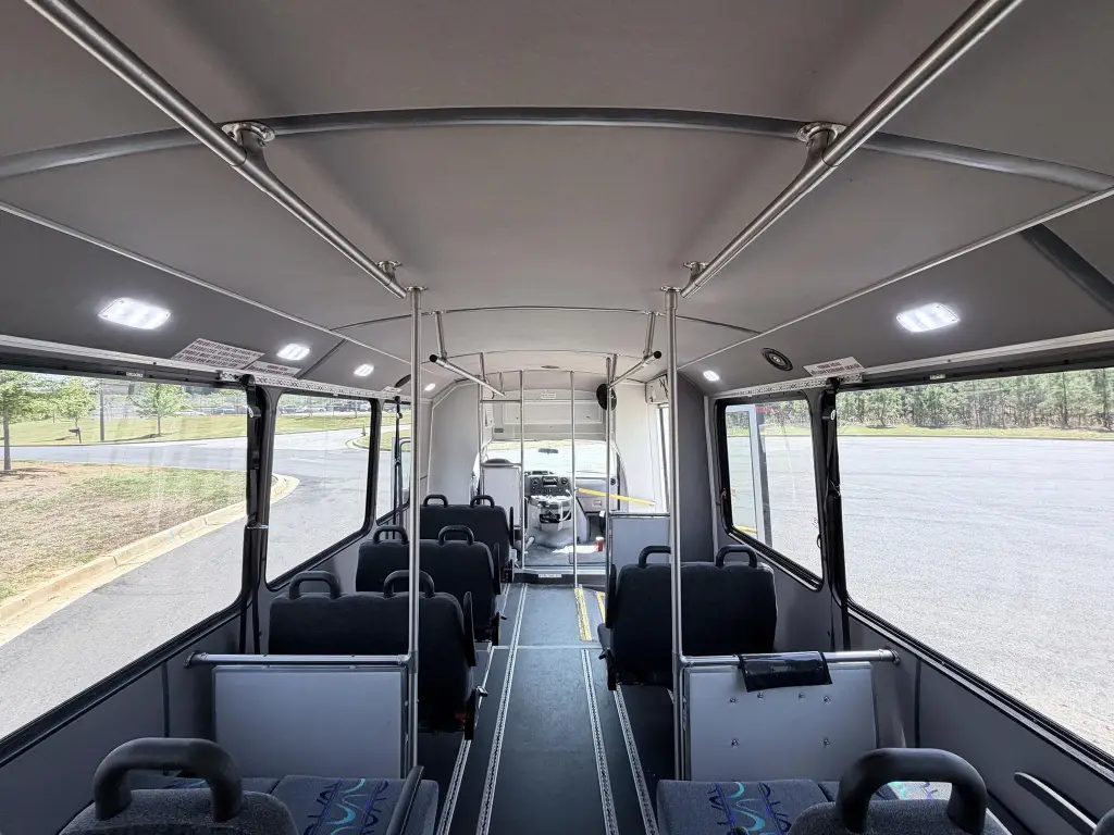 2016 Ford E-450 Econoline Shuttle Bus