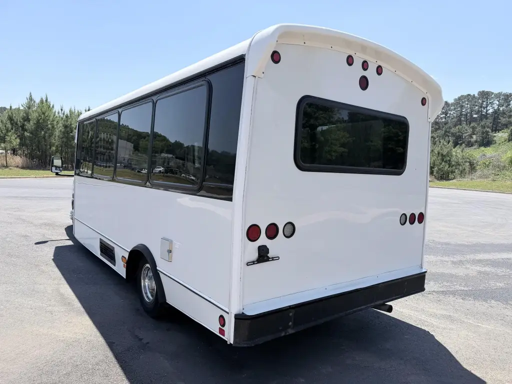 2016 Ford E-450 Econoline Shuttle Bus