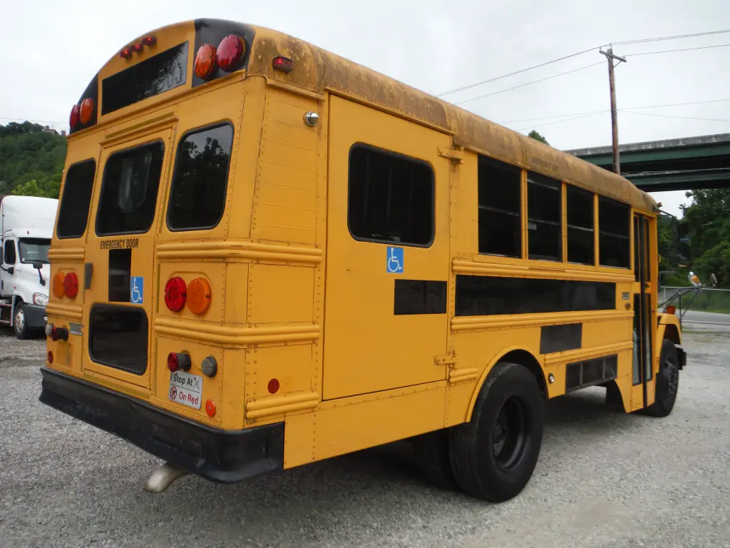 Used 2001 Freightliner FS65 Bus