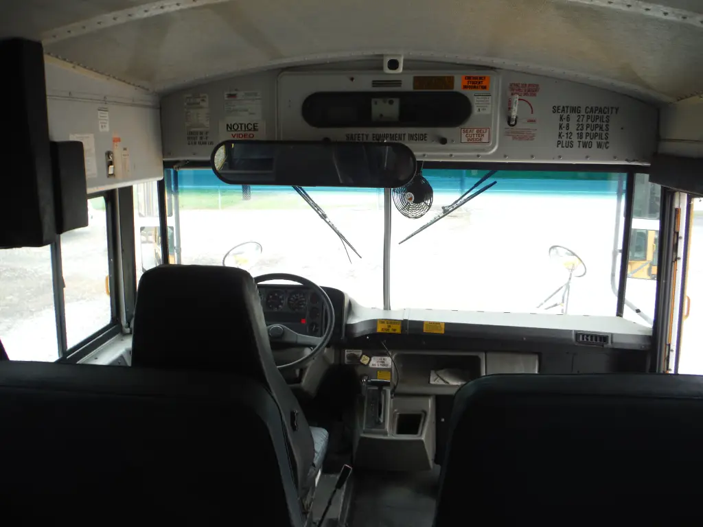 Used 2001 Freightliner FS65 Bus