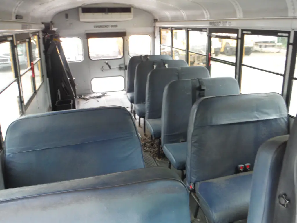 Used 2001 Freightliner FS65 Bus
