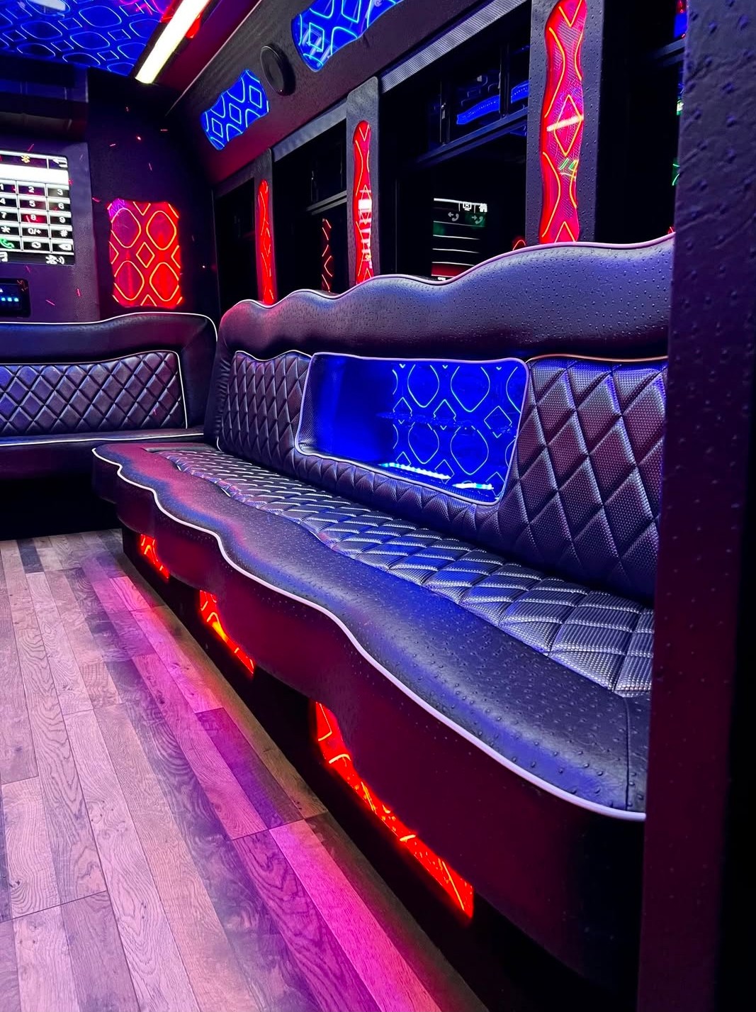 2015 Ford E-450 Limo Bus – Premium Party Conversion