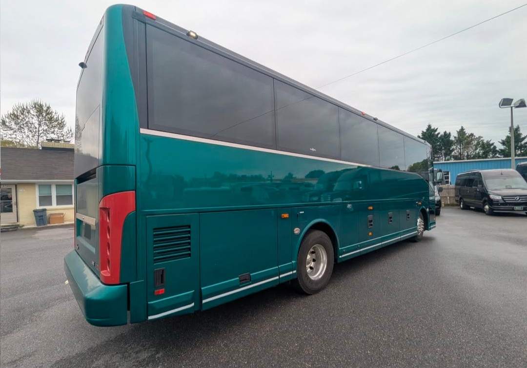 2017 Van Hool CX35 – Well-Maintained 38-Passenger Coach