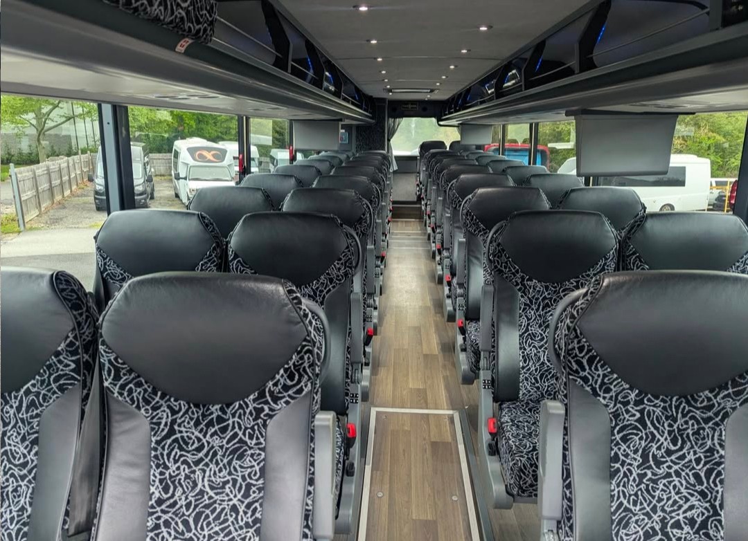 2017 Van Hool CX35 – Well-Maintained 38-Passenger Coach