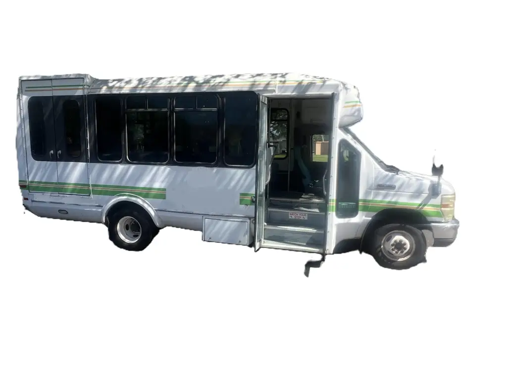 Used 2010 Ford Econoline -Shuttle Bus