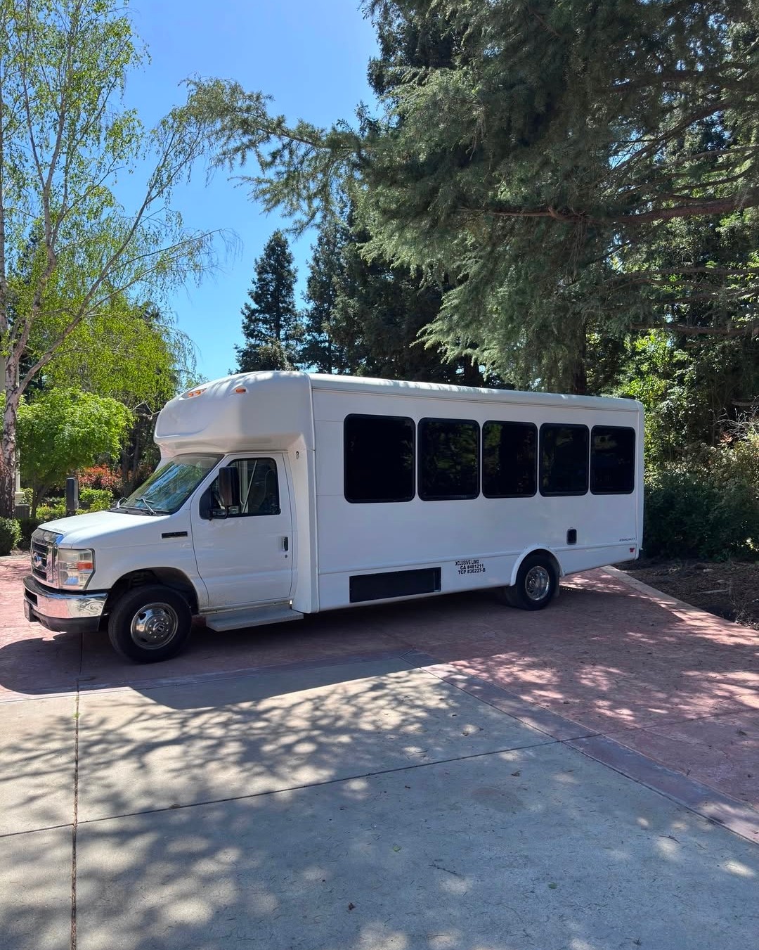 2015 Ford E450 Limo Bus – Low Mileage & Premium Features